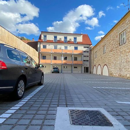 Apartmán Solaris Mikulov Exterior foto